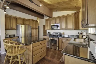 Image de Grand (14 personnes) maison rénovée, belles vues sur le lac