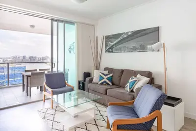 Cbd Apt: moderne 2 chambres, emplacement exceptionnel et vue