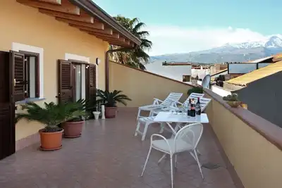 Image de Etna, Taormina penthouse avec cuisine et salle de bains privative près de Syracuse, Catane