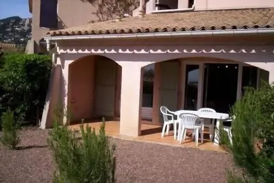 Image de Appartement climatisé avec jardin