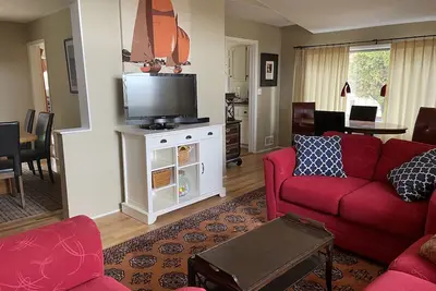 Image de Retraite paisible, privée et sûre avec accès à la plage et emplacement central