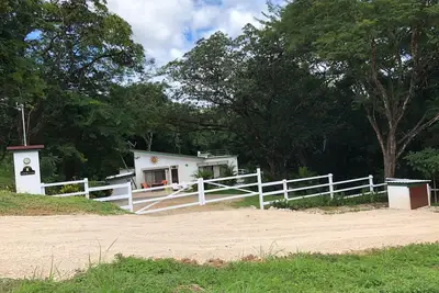 Image de Belle chambre privée de 3 chambres, 2 salles de bain avec piscine Costa Rica Home Prix Raisonnablement
