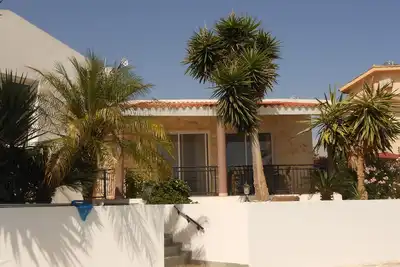 Belle villa avec vue panoramique et mer et piscine chauffée *