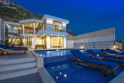 Image de Un endroit paisible et luxueux pour des vacances en villa familiale