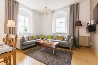 Image de «Château Sonnenstein» au-dessus des toits de Pirna avec une vue à couper le souffle!