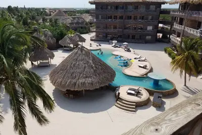 Image de Captain Morgan Vacation Beach Club