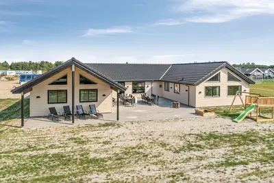 Image de Belle maison à Nørre Nebel avec WiFi