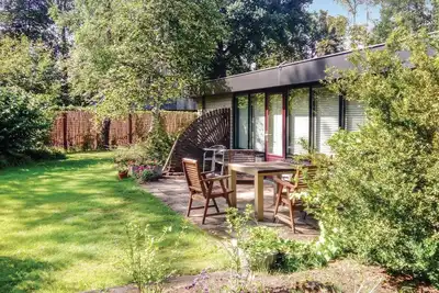 Image de Belle maison à Reutum avec WiFi