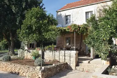 Image de Superbe maison de 2 chambres à Orebic