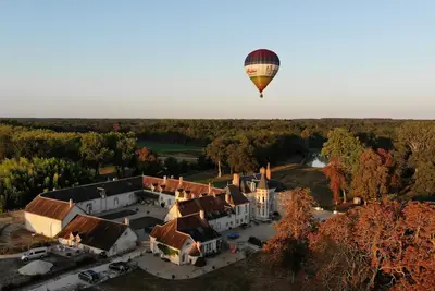 Image de Château des Roches en bord de rivière, piscine & tennis, Sologne à 40mn Chambord