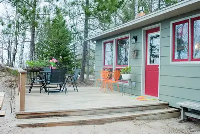 Image de Bienvenue aux skieurs / motoneigistes! Blueberry Beach House dans un pays des merveilles d'hiver