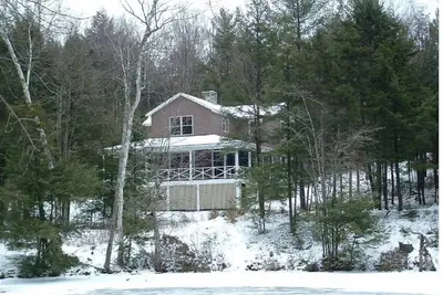 Image de Chalet confortable Sur Étang Près Ski Domaines Sunapee Et Ragged, Golf 5 minutes
