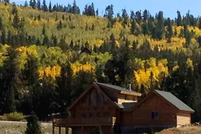 Image de Colorado Mountain Paradise-construit sur 3 Sunny Acres