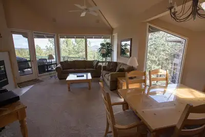 Image de Automne Est Beau En Bend Beaucoup De Dates Automne Disponibles Aux Tarifs RÉDUITS.