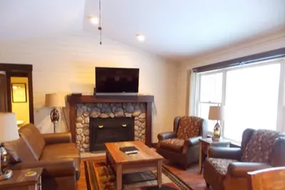 Image de Nouvellement rénové Resort Cottage sur Gull Lake