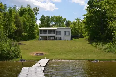 Image de Location de chalet au bord du lac