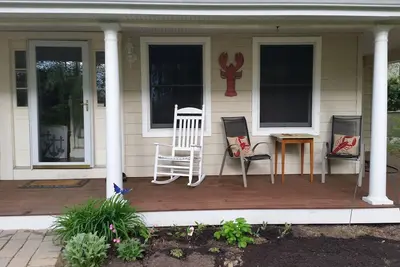 Image de Rock sur le pont avant, la maison privée, un accès facile aux plages, Newport, Wickford