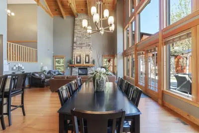 Image de Shuswap Lakefront propriété - parfait pour les grands groupes!