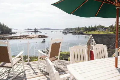 Image de Timeless Days: Maine Coast Waterfront, Fisherman's Cottage With Deepwater Dock