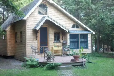 Image de Bangor Acadia Furnished Tiny House, Court / Long Terme, Voyage Médical, Vacances