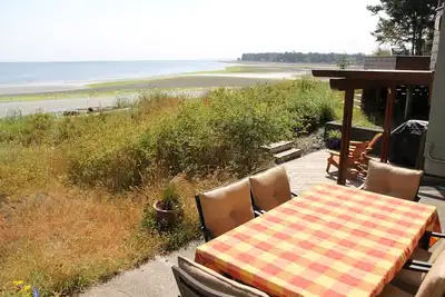 Image de Marchez sur Sandy Beach avec exceptionnelle vue sur l'océan, Qualicum Bay
