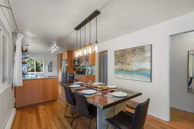 Image de Charme Beach House Retreat- paradis pour les familles: Maison de l'arbre, Vues. . .