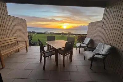 Ocean View, Ocean Front, à 30 pieds de l'océan!