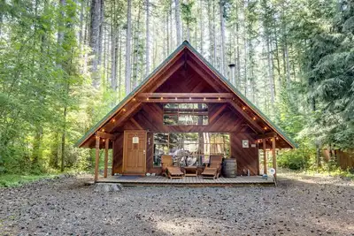 Image de Elk Drop Inn - Wifi, superbe foyer, nouvelle tarification!