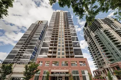 Image de Nouvel appartement au centre ville par Stampede ground Bmo Saddle Dome