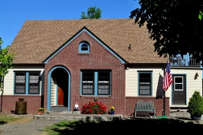 Image de Ferme Wilsonville soigneusement restaurée à côté de Parks & Trails, de 1 mile à I-5