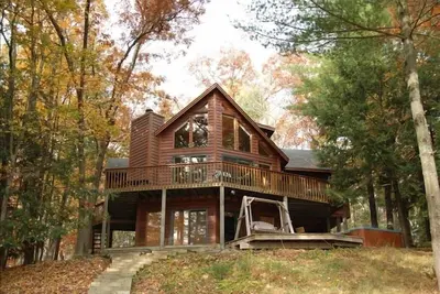 Image de Fabuleux 4 Br Lakefront Cabin w / Hot Tub Spooner Wsconsin Area Lake