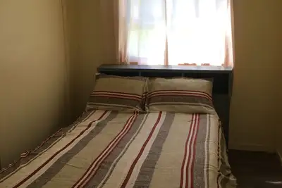 Image de Snuggle In - Rustique bord de l'eau 3 Chambre cabine