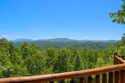 * Spécialités * Des vues imprenables sur la montagne, la détente et le luxe Propriétaire Géré Cabin