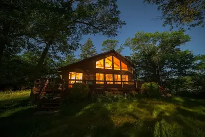 Image de Belle, calme, privé 5 Acre Lac Accueil Sur Magnifique Mound Lake.
