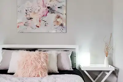 Image de Mignon et confortable - Événements, travail ou escapades - Animaux acceptés