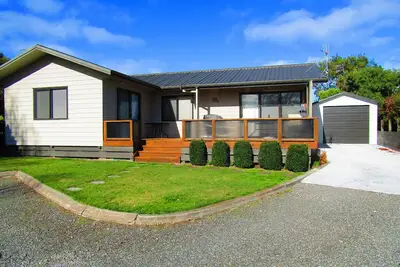 Image de Courte promenade au lac, endroit calme cul de sac