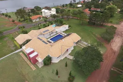 Image de Maison dans le barrage (200m de la frontière), piscine, 4 suites de confort dans la nature