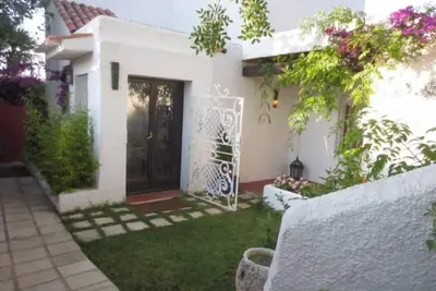 Image de Maison individuelle avec jardin