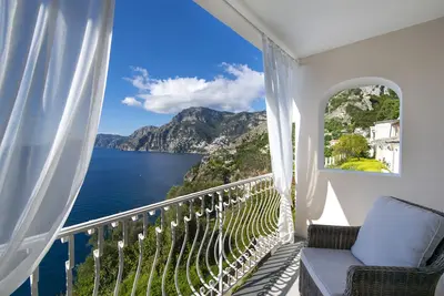 Image de Villa Arzilla 2 avec descente privée à la mer