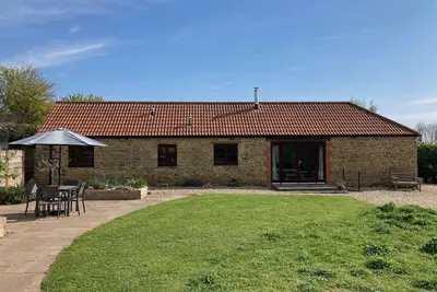 Image de Grange moderne et élégante dans une campagne idyllique près de Bridport et des plages