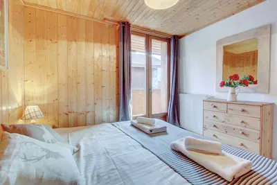 Image de Idéalement situé en centre-ville - à quelques pas des deux principales télécabines.