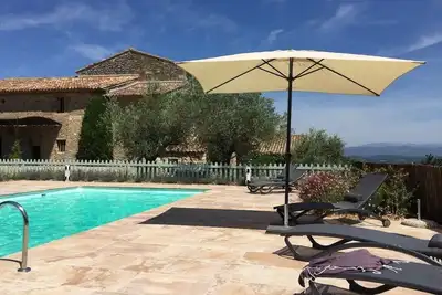 Image de Les Mallans, Lacoste, Cadre fantastique, vues incroyables!