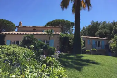 Image de Belle Demeure De Charme 5 chambres à 1 km de Saint Tropez