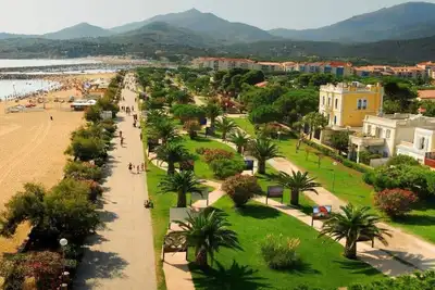 Image de villa indépendante avec jardin de plain pied
