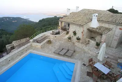 Image de Traditional Stone Villa Olympia à Corfu, Vigla - Superbes vues sur la mer, 8 couchages
