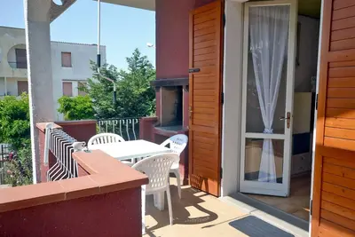Maison tête avec grand jardin, terrasse avec barbecue, 500 mt. de la mer
