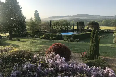 Image de Magnifique ferme et Cottage avec grande piscine chauffée