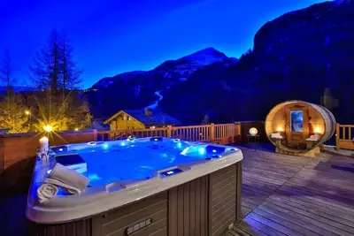 Image de Chalet La Bulle Appt Les Aigles 15 pers Sauna Jacuzzi Billard Tignes