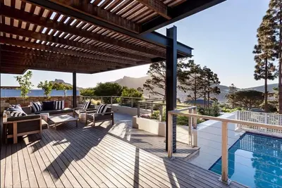 Image de Nouvellement rénové! ! ! <br> Vues fantastiques de la terrasse panoramique<br>Eau de forage