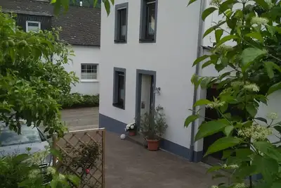Image de Nouveau! Appartement moderne \"Am Rosenberg\" pour 2-4 personnes en moyenne Moselle